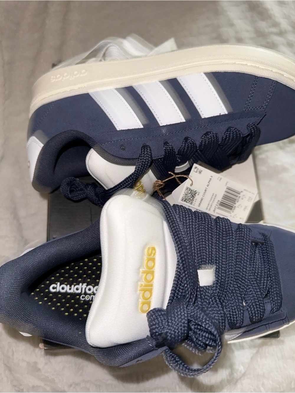 adidas Classic Sneakers